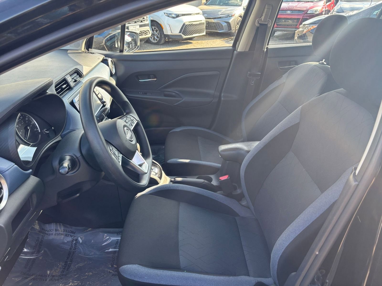 Used 2025 Nissan Versa SV FWD image 24
