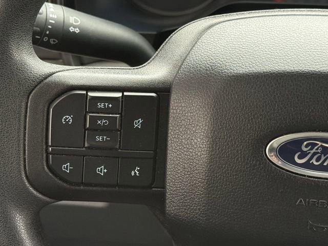 Used 2025 Ford F250 4x4 Crew Cab Super Duty image 15