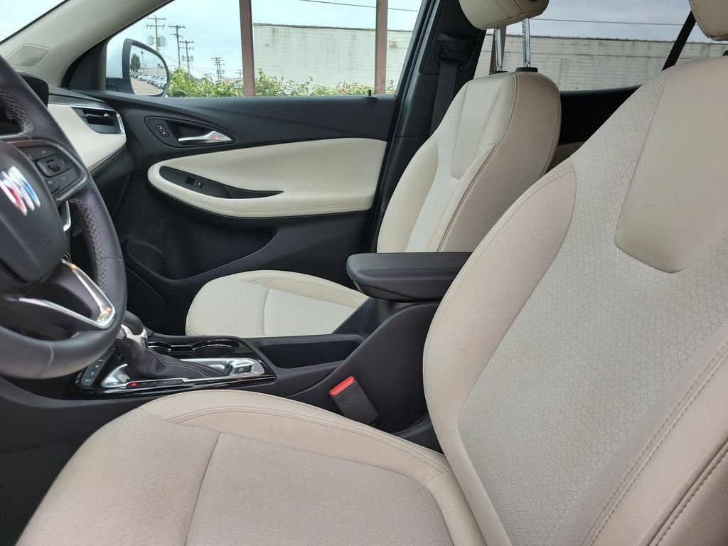 Certified 2024 Buick Encore GX Preferred AWD/4WD image 17