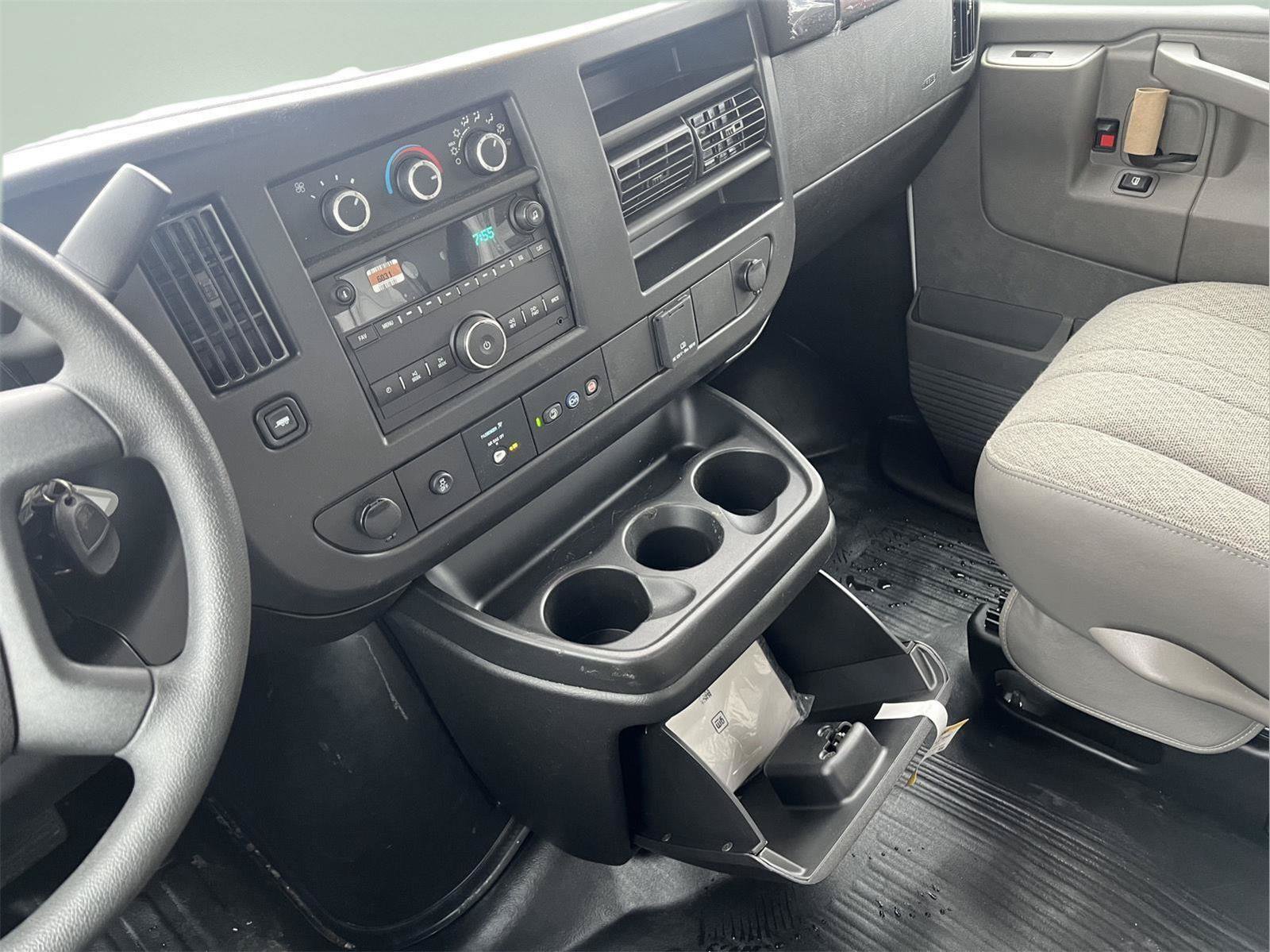 New 2025 Chevrolet Express 3500 w/ Power Convenience Package RWD image 22