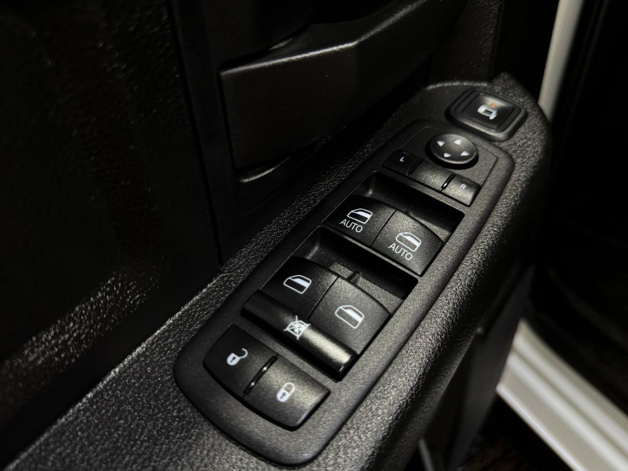 Used 2023 RAM 2500 Tradesman AWD/4WD image 29