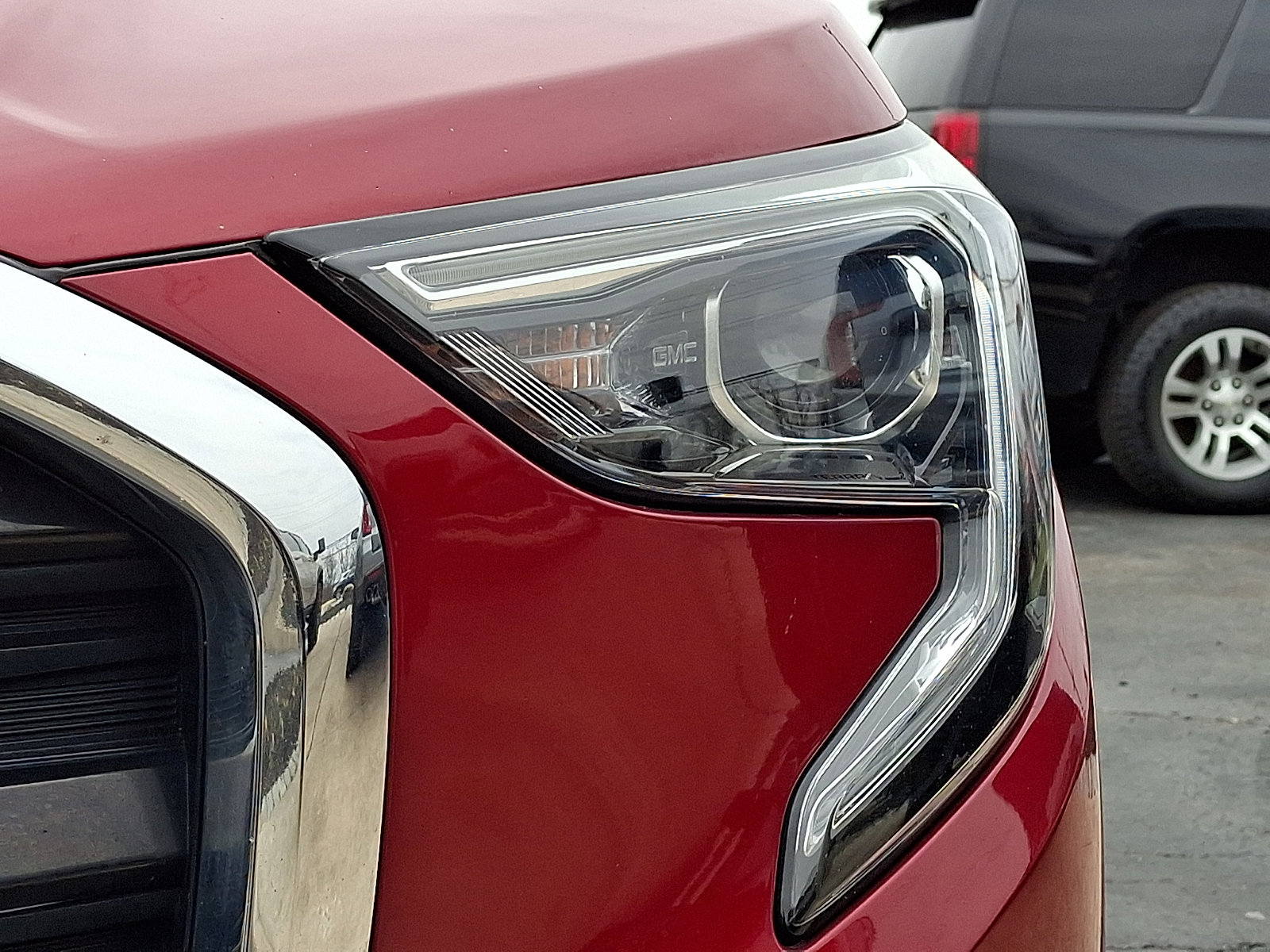 Used 2018 GMC Terrain SLE w/ Driver Convenience Package image 9