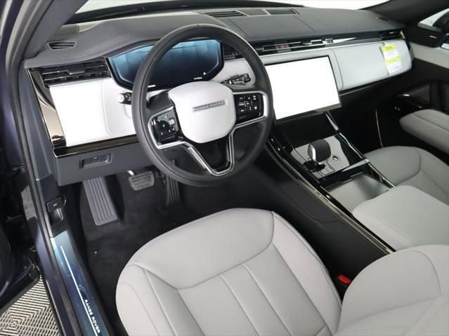 New 2026 Land Rover Range Rover Sport SE image 9