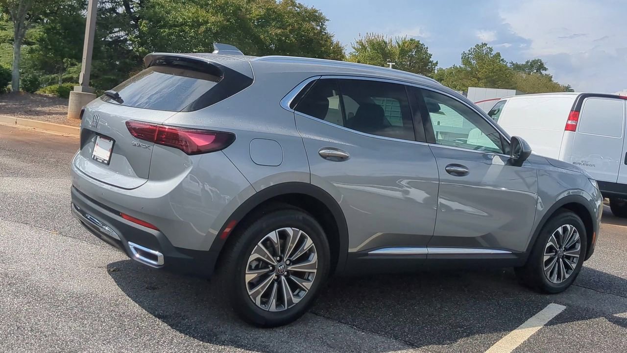 Used 2025 Buick Envision Preferred image 8