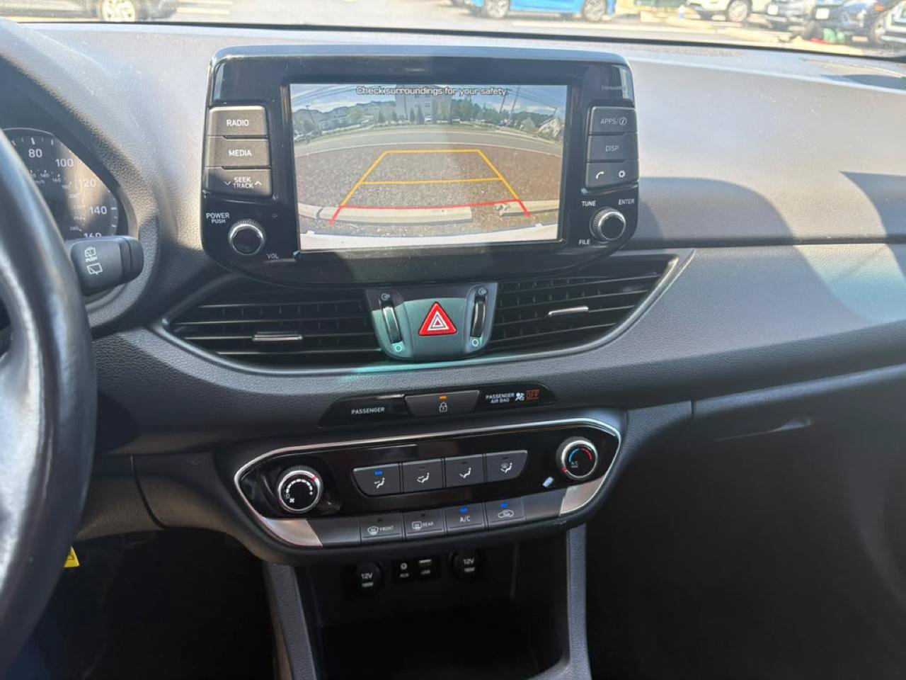Used 2019 Hyundai Elantra GT FWD image 13