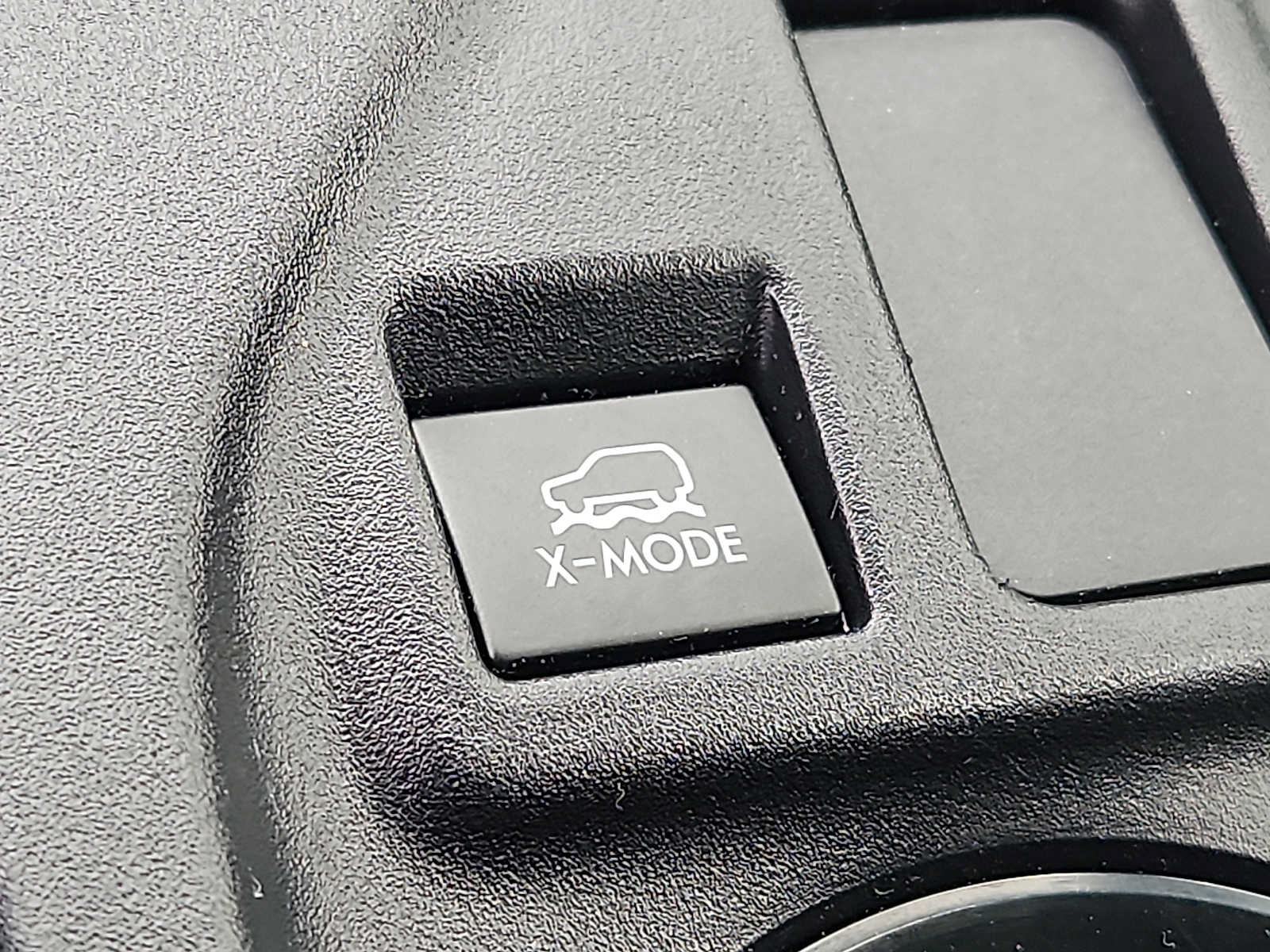 Used 2023 Subaru Crosstrek 2.0i AWD/4WD image 24