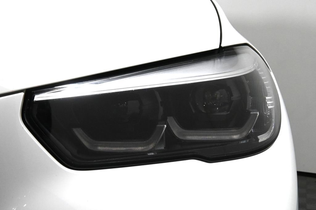 Used 2021 BMW X5 xDrive40i w/ Convenience Package image 11