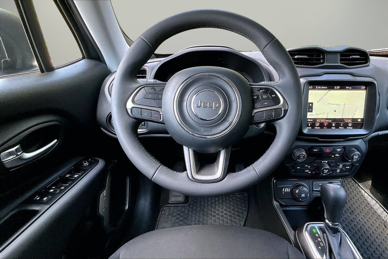 Certified 2022 Jeep Renegade Latitude AWD/4WD image 11