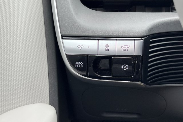 Certified 2024 Hyundai Ioniq 5 SEL AWD/4WD image 34
