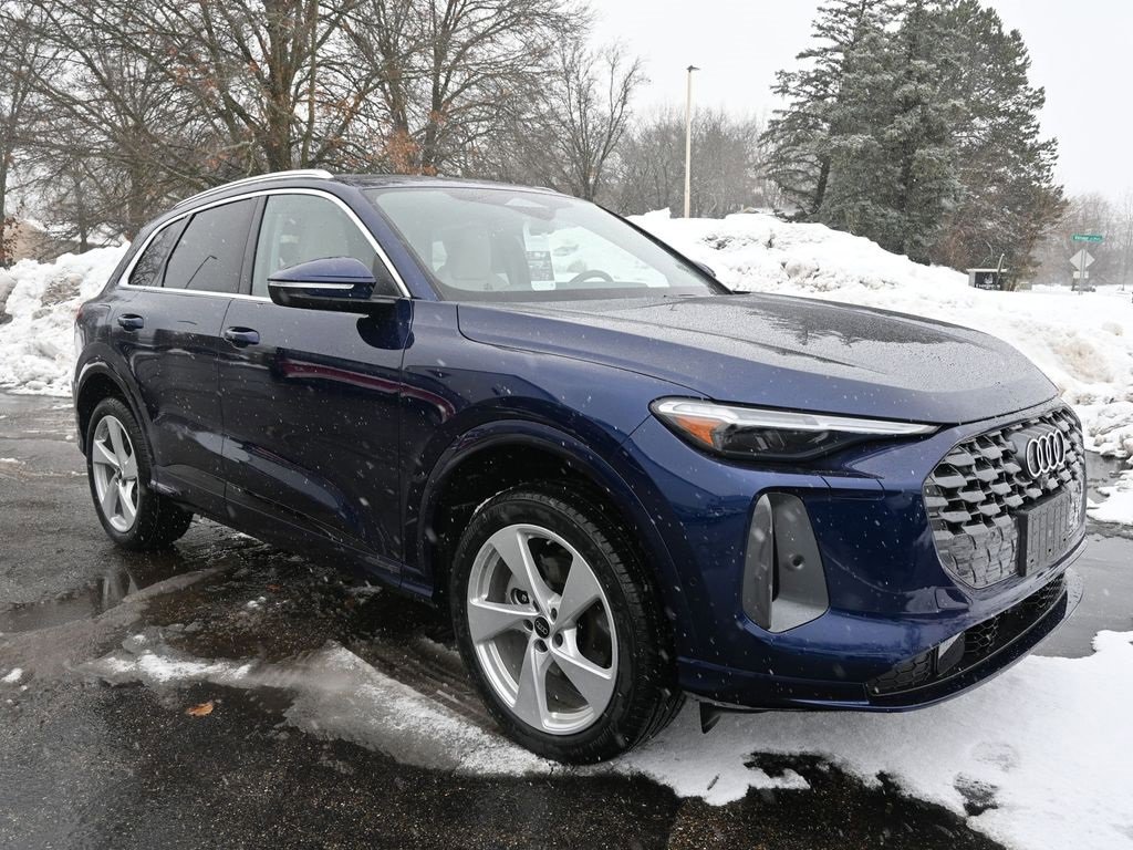 New 2025 Audi Q5 Prestige image 2