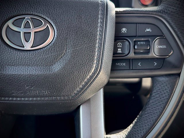 Used 2025 Toyota Tacoma TRD Off-Road AWD/4WD image 21