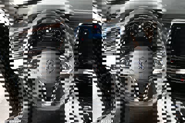 New 2026 Volkswagen Atlas SEL image 8