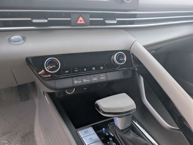 New 2026 Hyundai Elantra Blue image 22