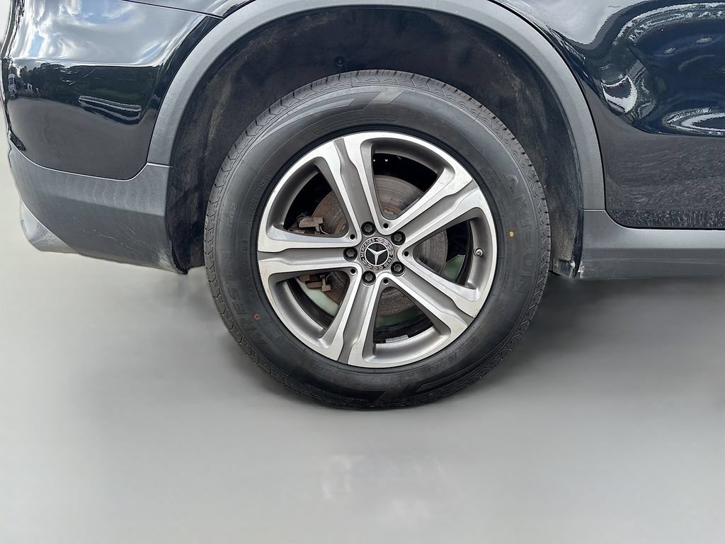 Used 2018 Mercedes-Benz GLC 300 image 11