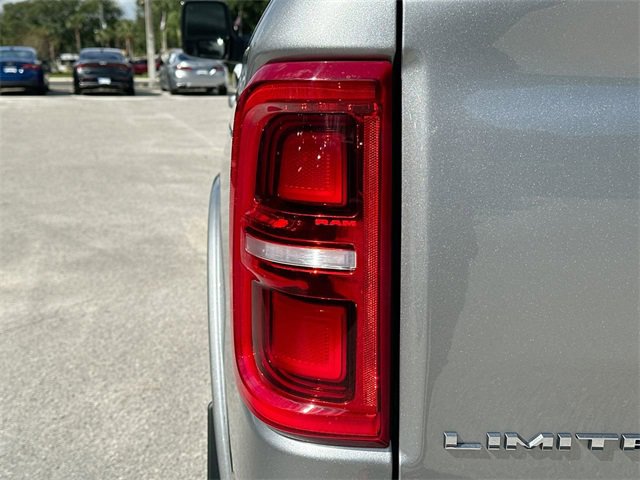 New 2026 RAM 1500 Limited w/ Trailer Tow Group image 8