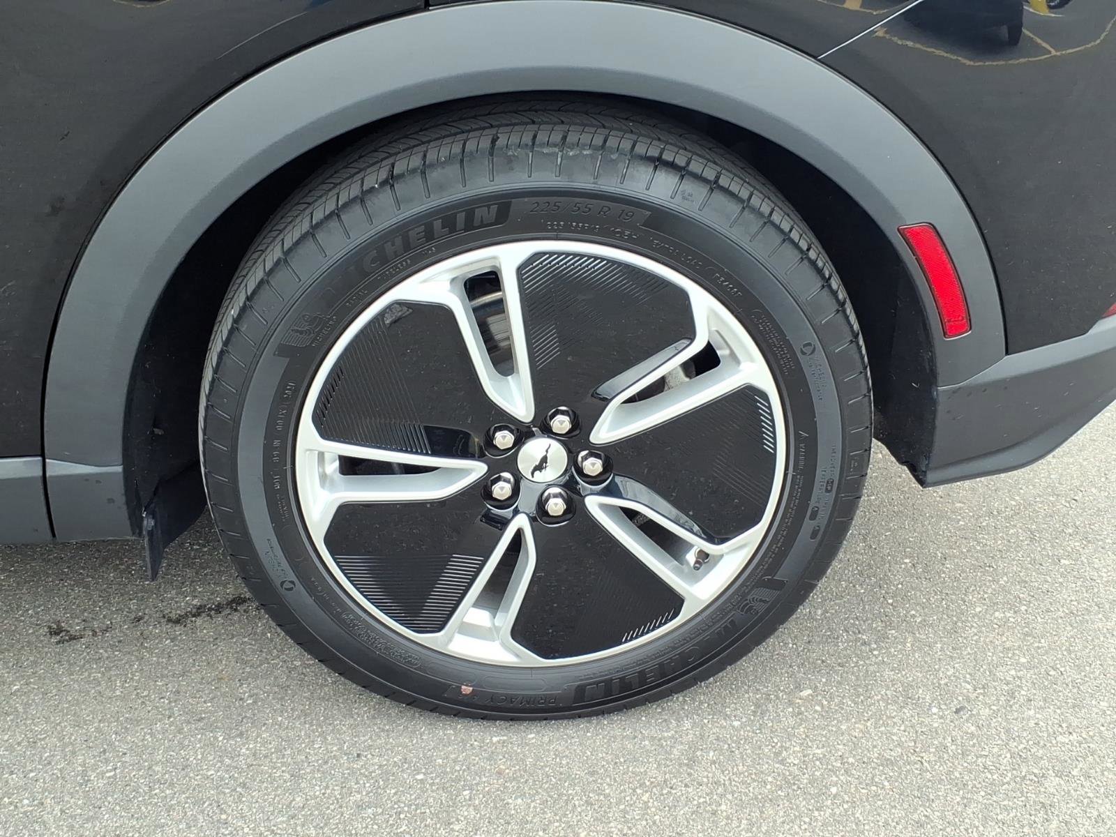 Used 2021 Ford Mustang Mach-E Select w/ Comfort/Appearance Package image 26