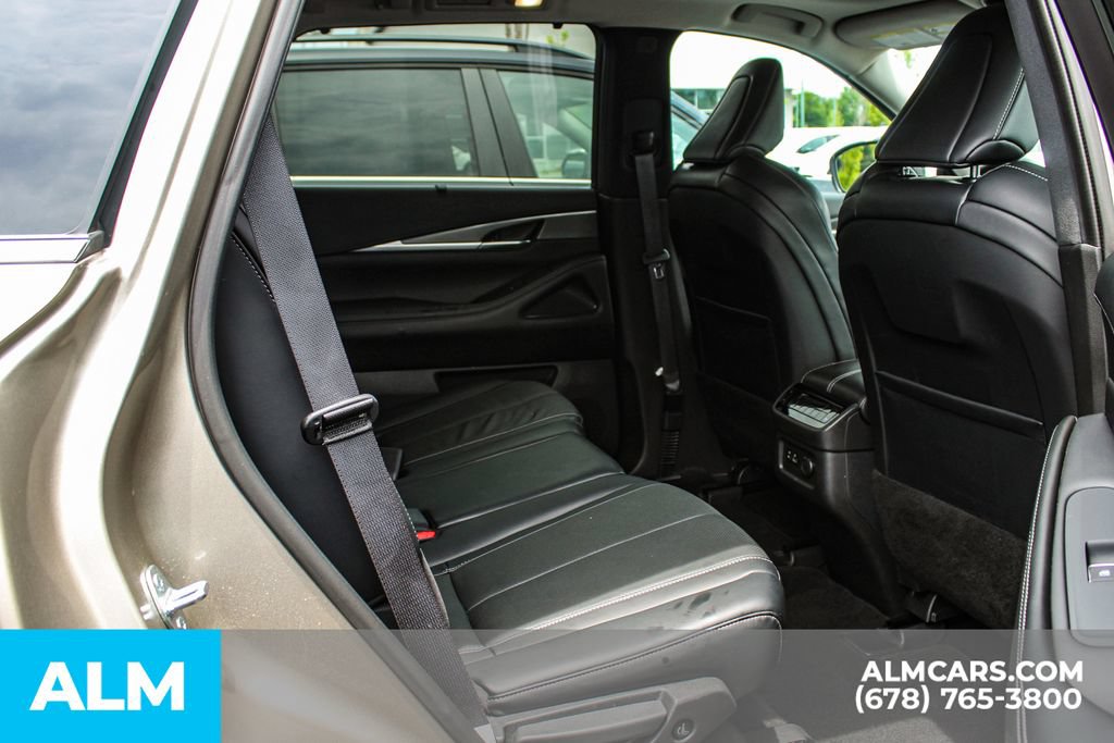Used 2023 INFINITI QX60 Luxe w/ Cargo Package FWD image 21