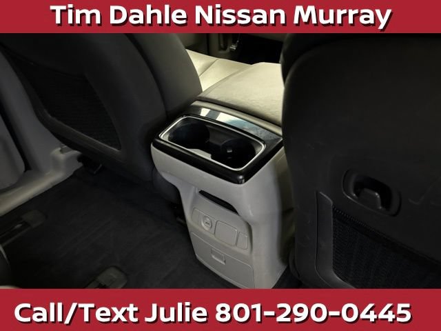 Used 2015 Kia Sedona EX FWD image 17