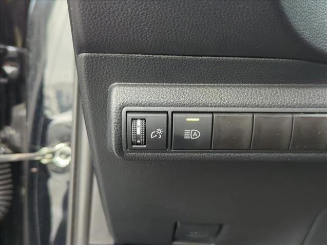 Certified 2024 Toyota Corolla Sedan w/ SE Convenience Package image 11