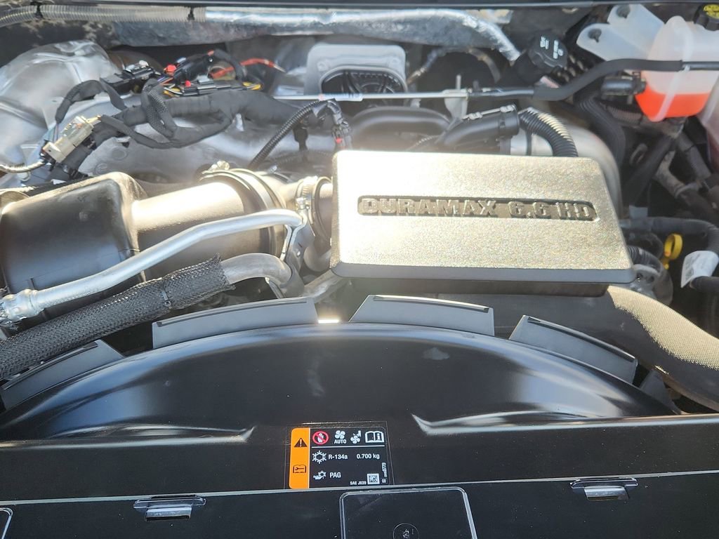 Used 2024 Chevrolet Silverado 2500 LT image 15