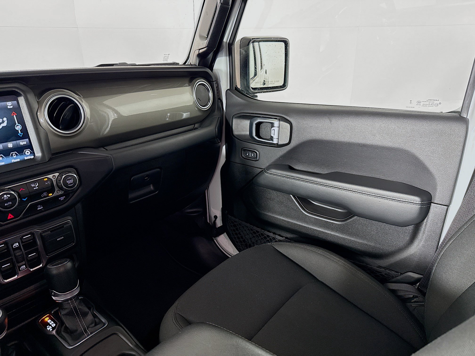 Used 2023 Jeep Gladiator Overland AWD/4WD image 26