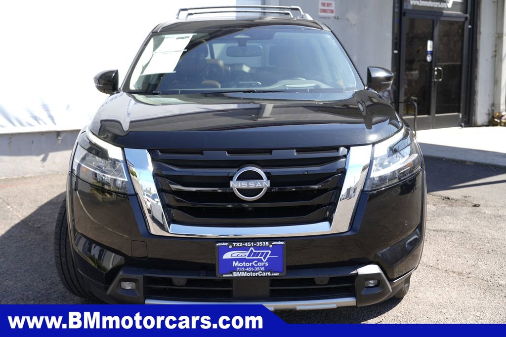 Used 2022 Nissan Pathfinder Platinum w/ Cargo Package AWD/4WD image 7