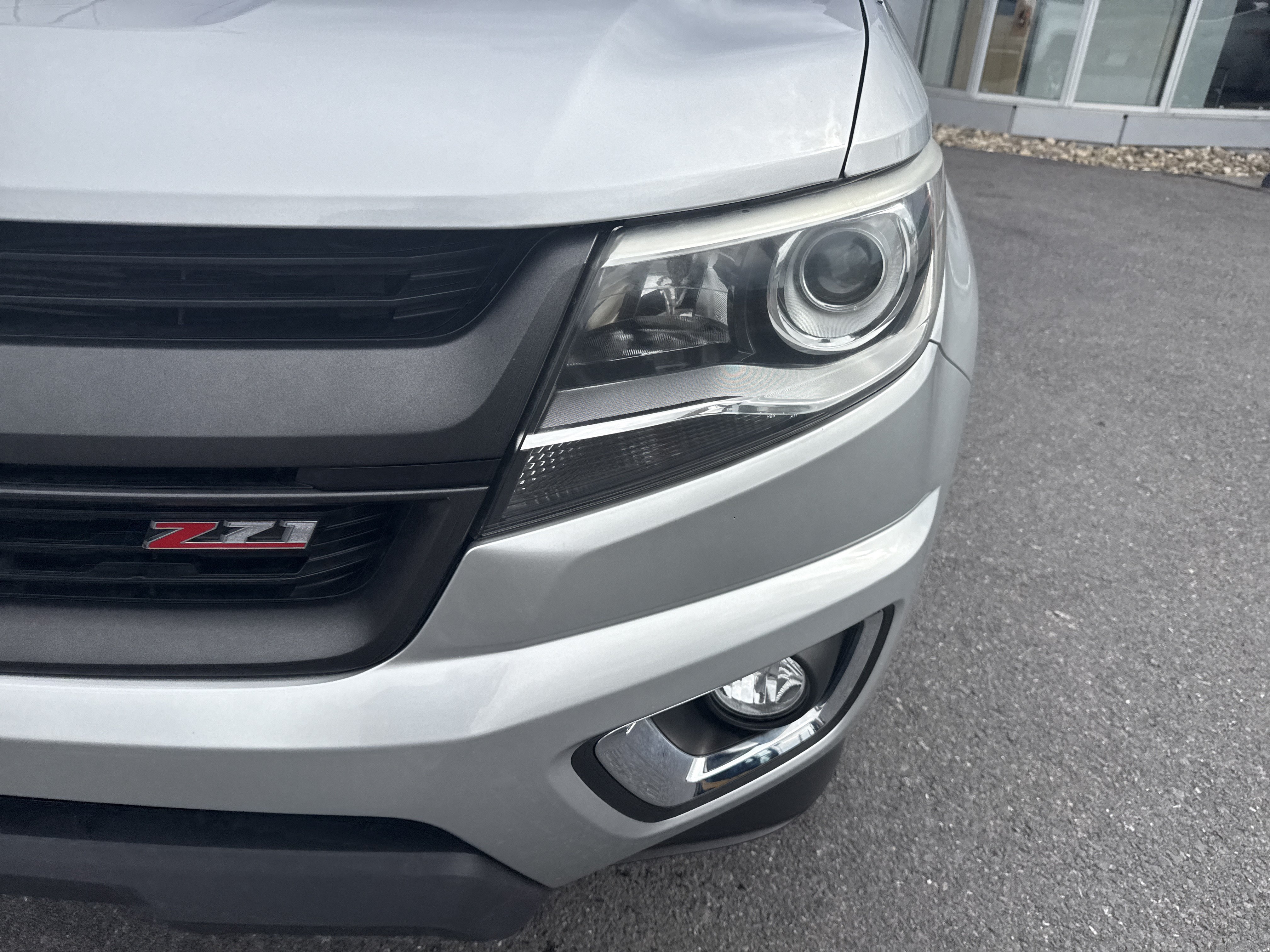 Used 2019 Chevrolet Colorado Z71 AWD/4WD image 9