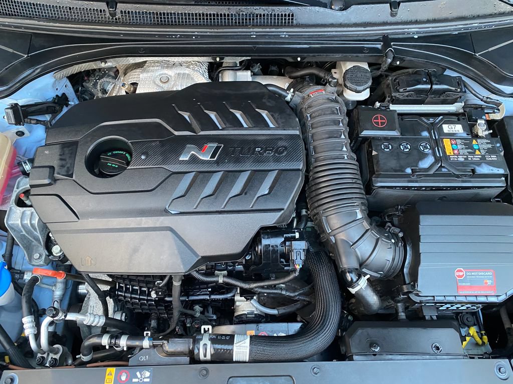 Certified 2022 Hyundai Veloster N FWD image 11