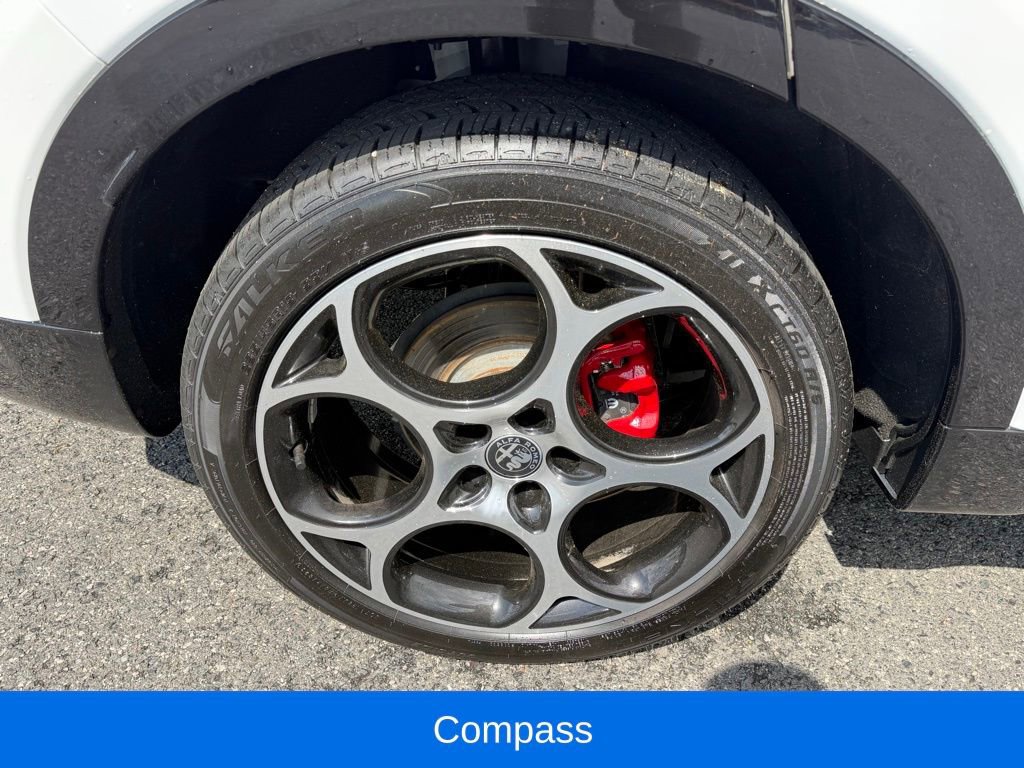 Used 2025 Alfa Romeo Tonale Veloce w/ Premium Package image 15