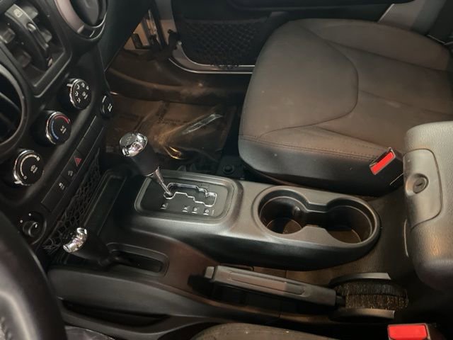 Used 2018 Jeep Wrangler Unlimited Sport S image 13