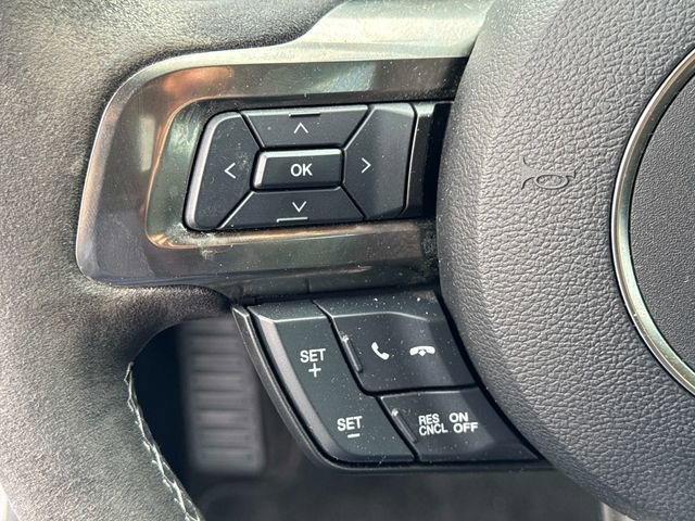 Used 2016 Ford Mustang Shelby GT350 w/ Technology Package image 26