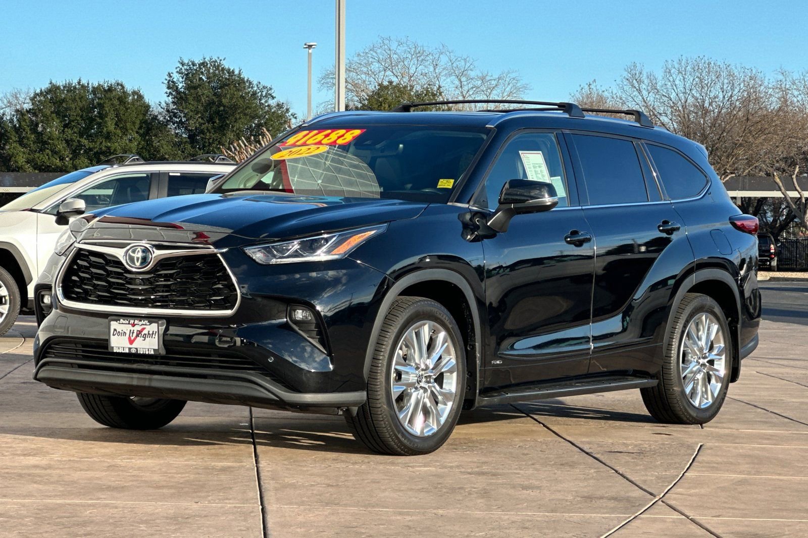 Certified 2022 Toyota Highlander Limited image 10