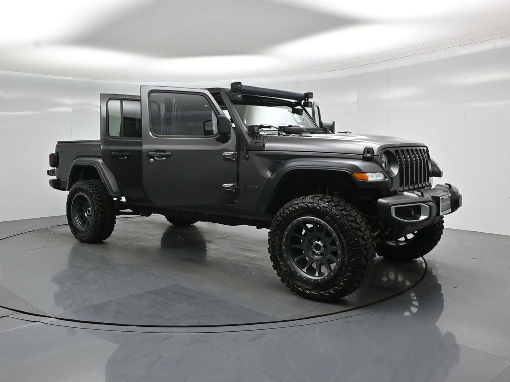 Used 2023 Jeep Gladiator Sport AWD/4WD image 24