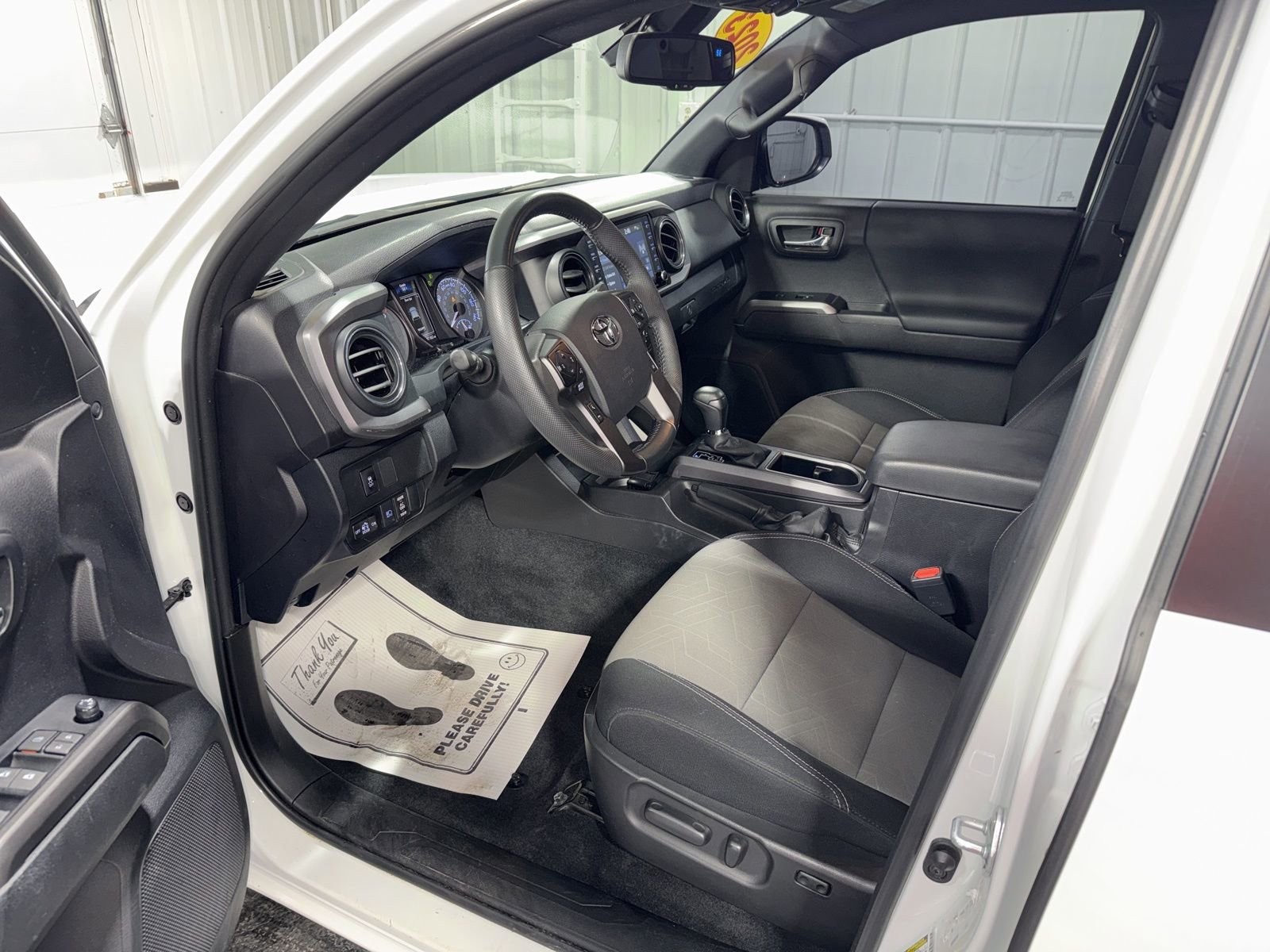 Used 2023 Toyota Tacoma TRD Off-Road w/ Technology Package image 16