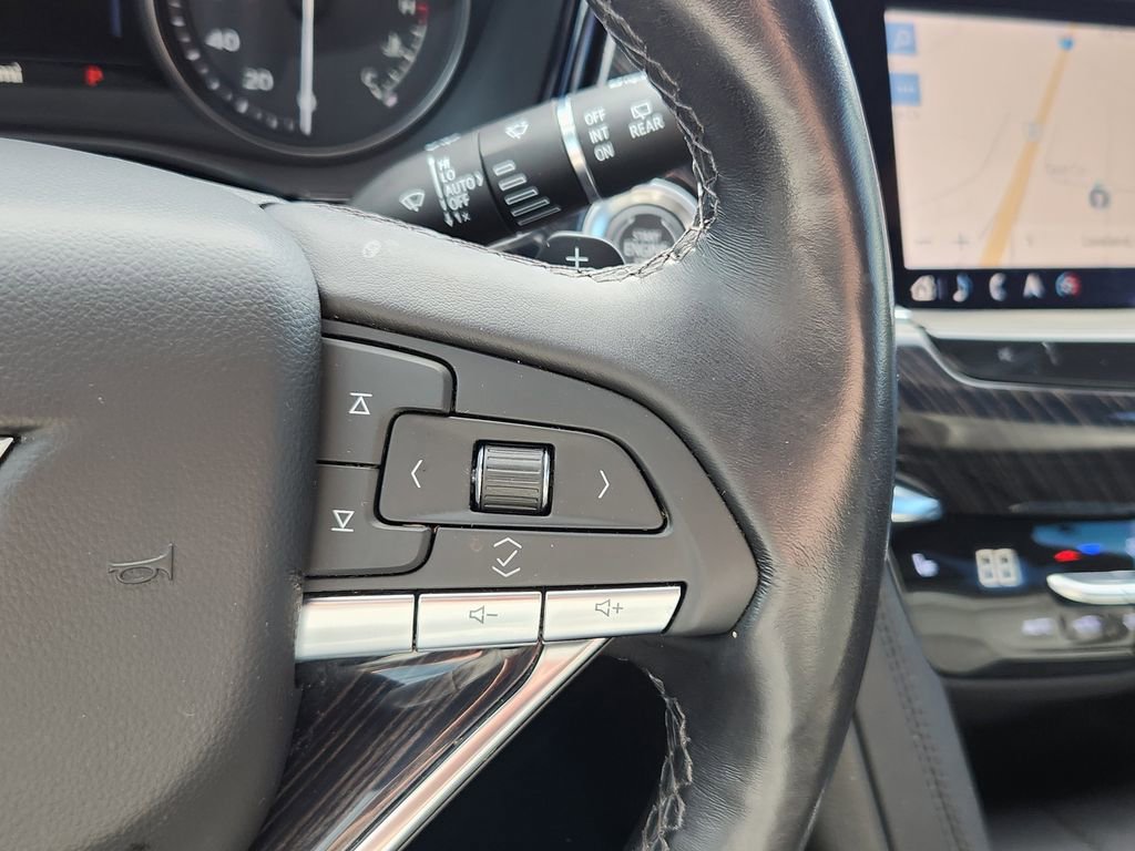 Used 2022 Cadillac XT6 Premium Luxury w/ Technology Package image 17