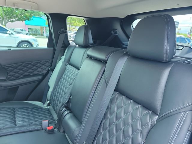 Used 2023 Mitsubishi Outlander SEL 40th Anniversary AWD/4WD image 13