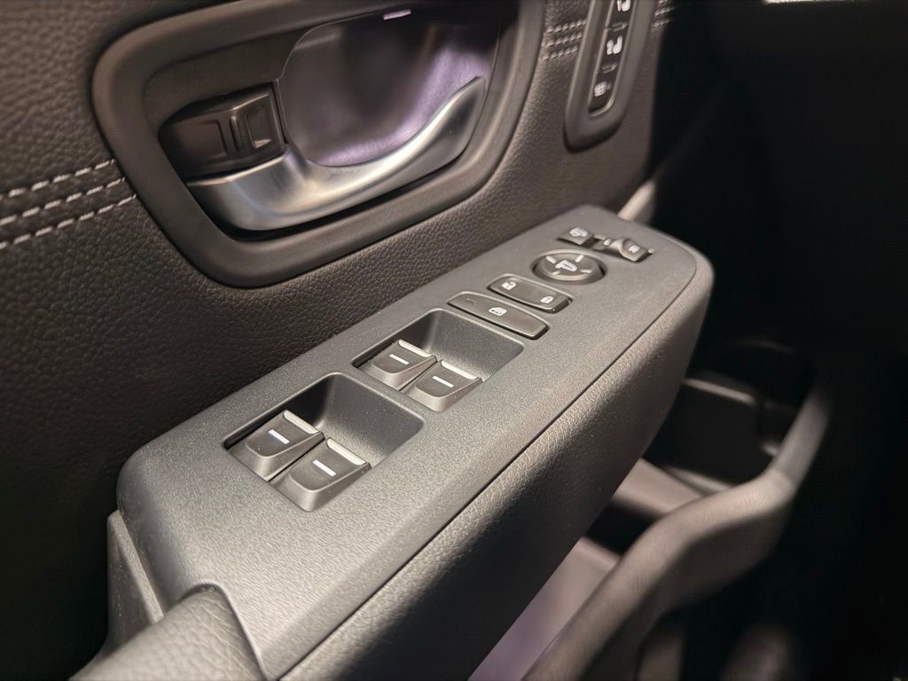 New 2026 Honda Pilot Touring image 13