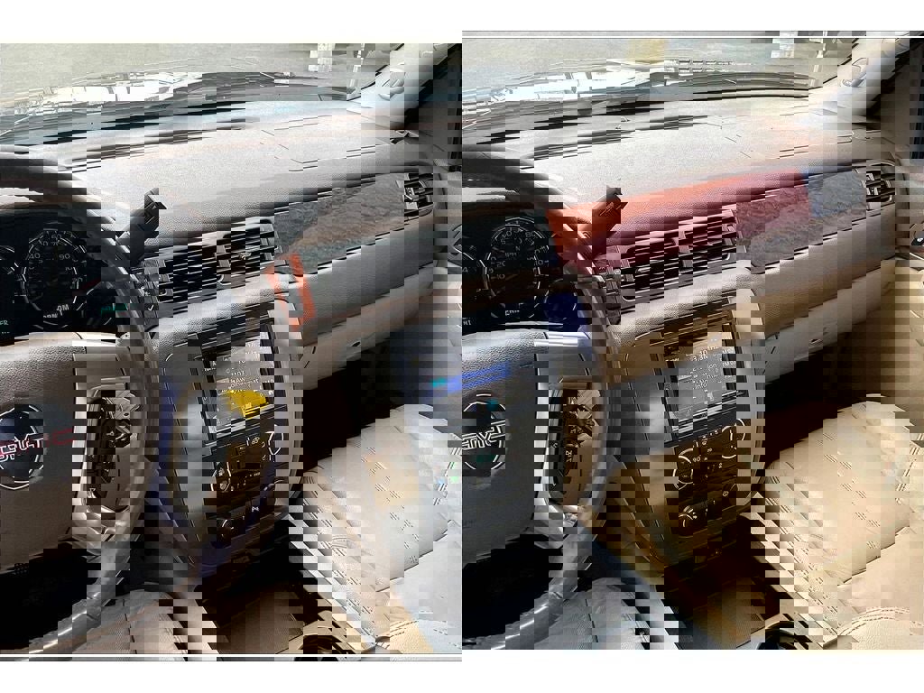 Used 2007 GMC Sierra 2500 SLT w/ Convenience Package image 7