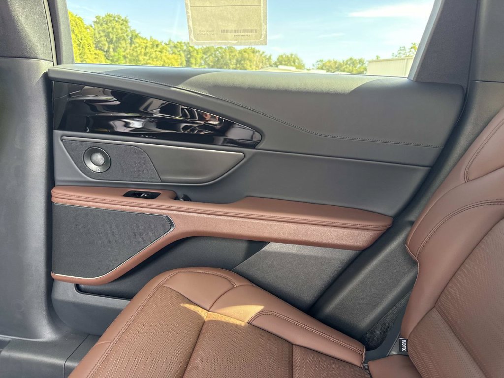 New 2026 Lincoln Nautilus Reserve AWD/4WD image 15