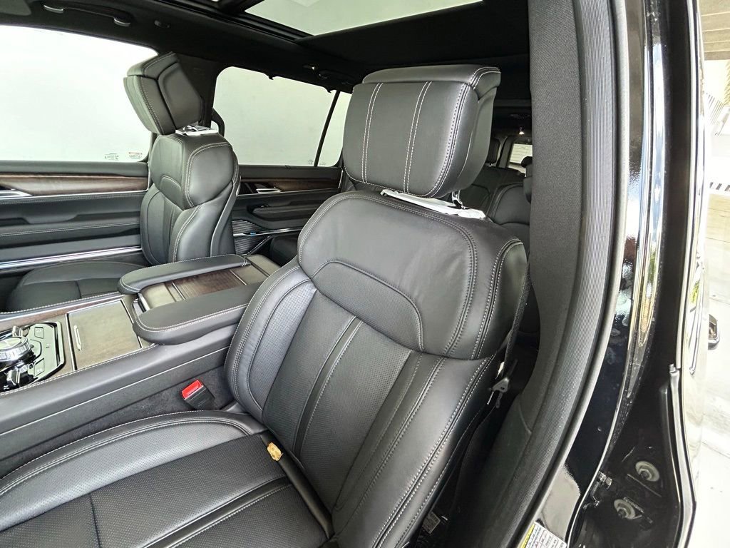 Used 2024 Jeep Grand Wagoneer L 4WD w/ HD Trailer Tow Package image 50