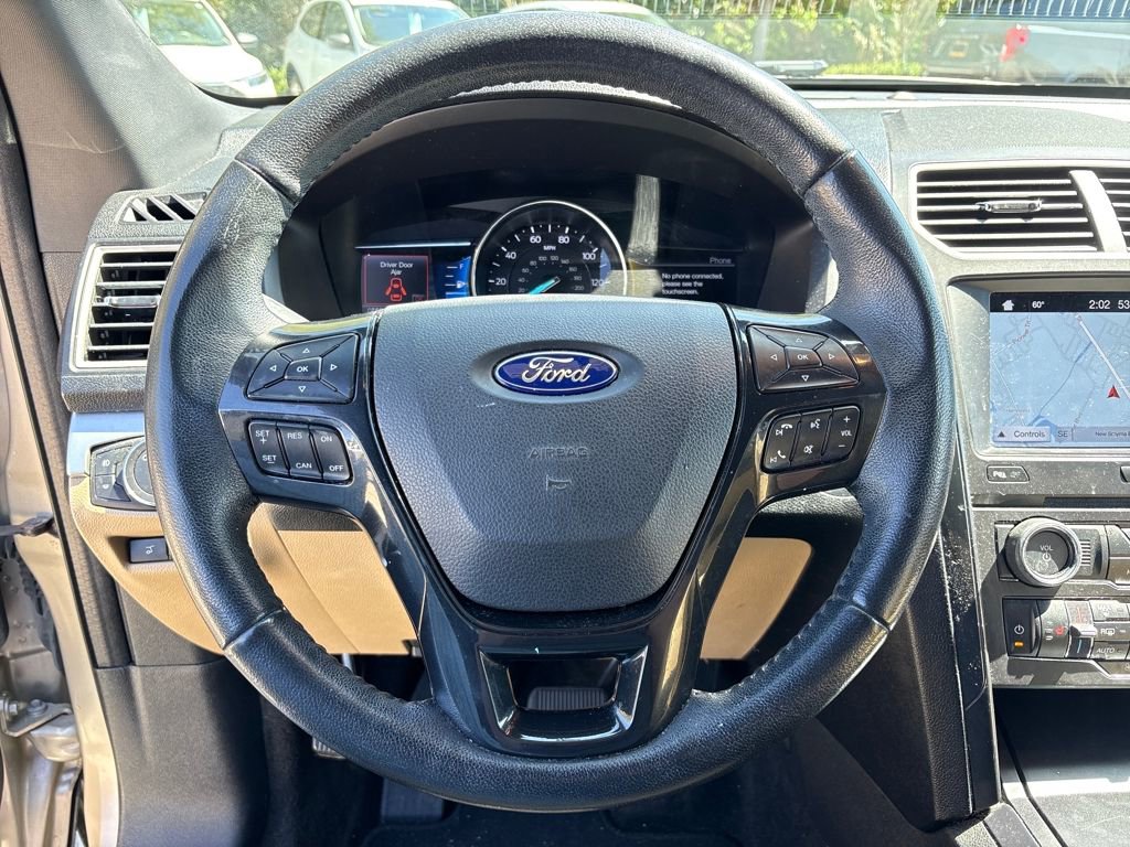 Used 2017 Ford Explorer XLT w/ Equipment Group 202A image 17
