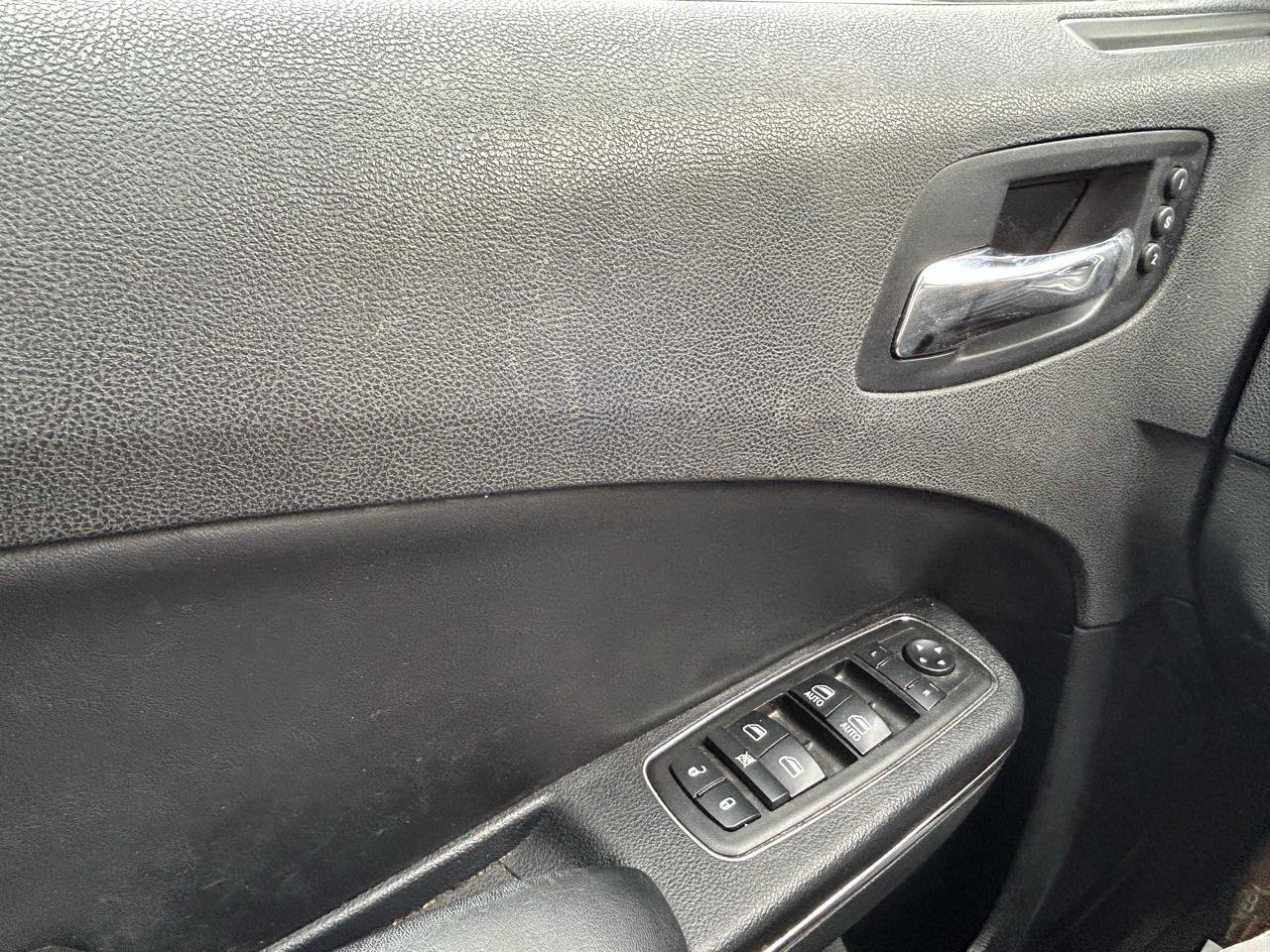 Used 2013 Dodge Charger SXT Plus RWD image 29