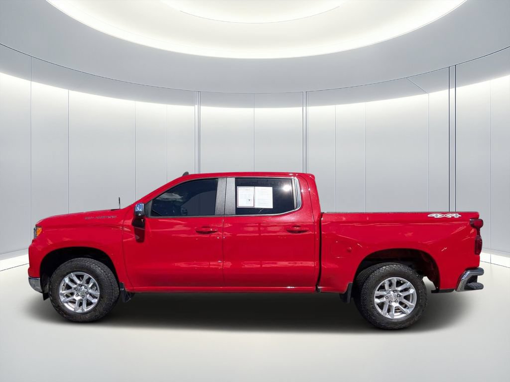 Used 2022 Chevrolet Silverado 1500 LT AWD/4WD image 7