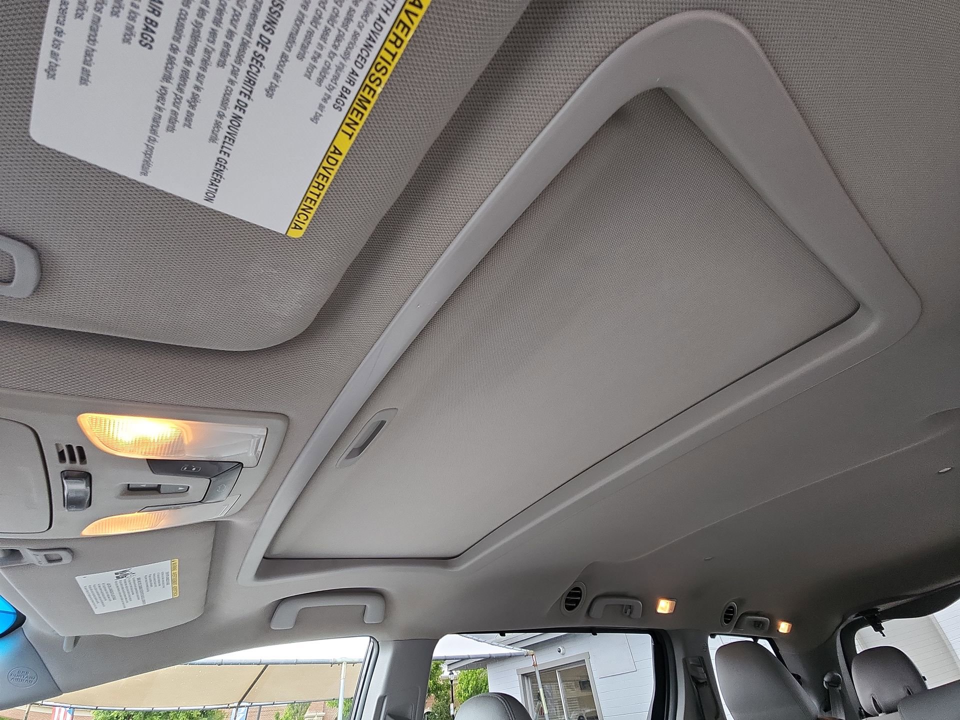 Used 2015 Toyota Sienna XLE w/ XLE Navigation Package image 16