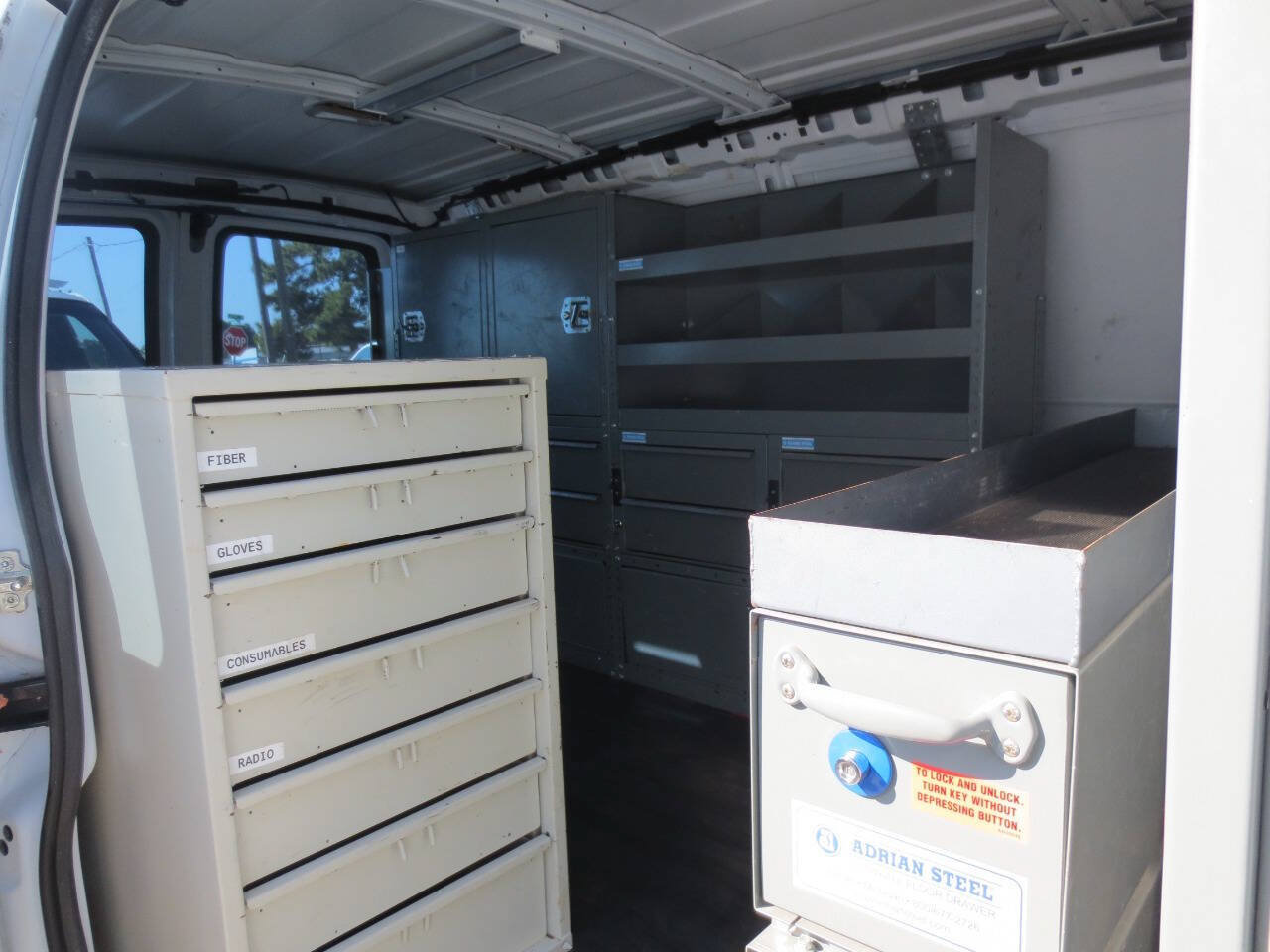Used 2014 Chevrolet Express 2500 RWD image 8