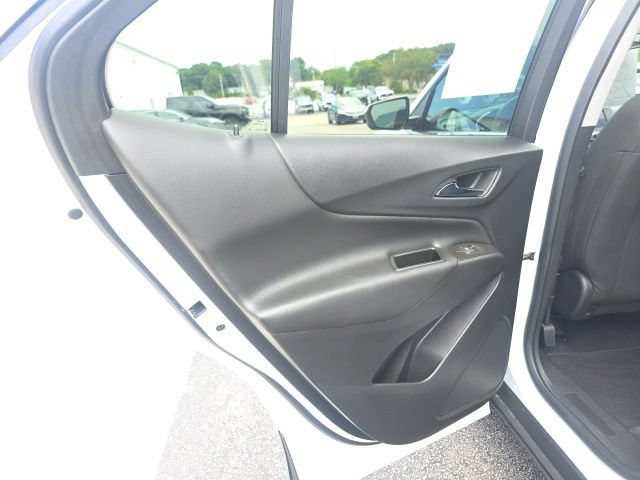 Used 2023 Chevrolet Equinox LT AWD/4WD image 27