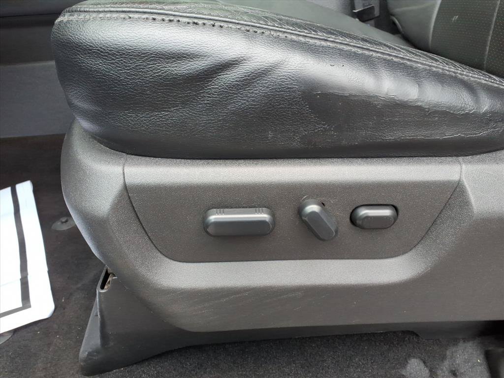 Used 2016 Ford F350 Lariat w/ Chrome Package AWD/4WD image 24