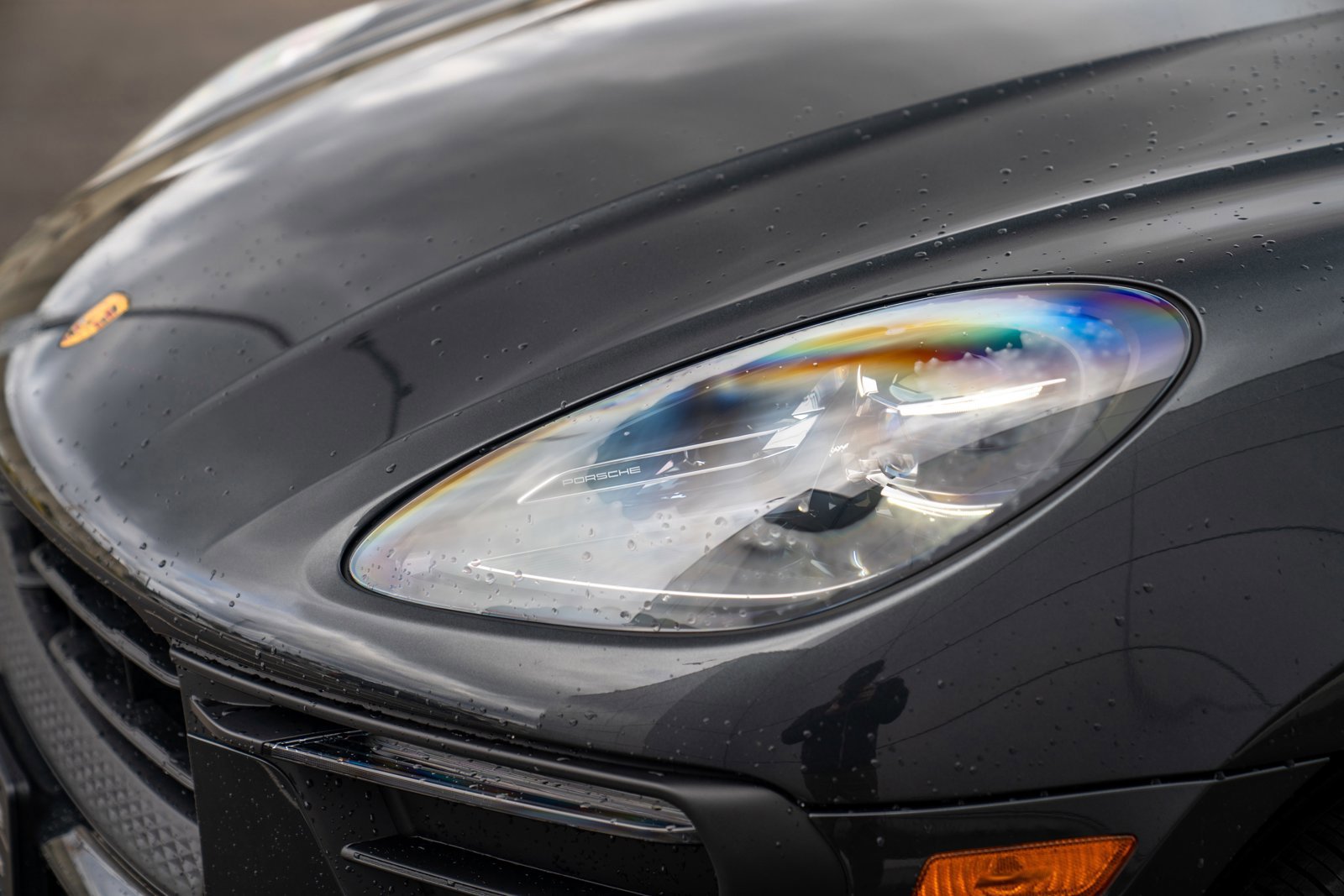 Certified 2025 Porsche Macan image 30