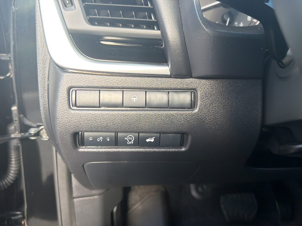 Certified 2025 Nissan Rogue SV w/ Rock Creek Premium Package AWD/4WD image 39