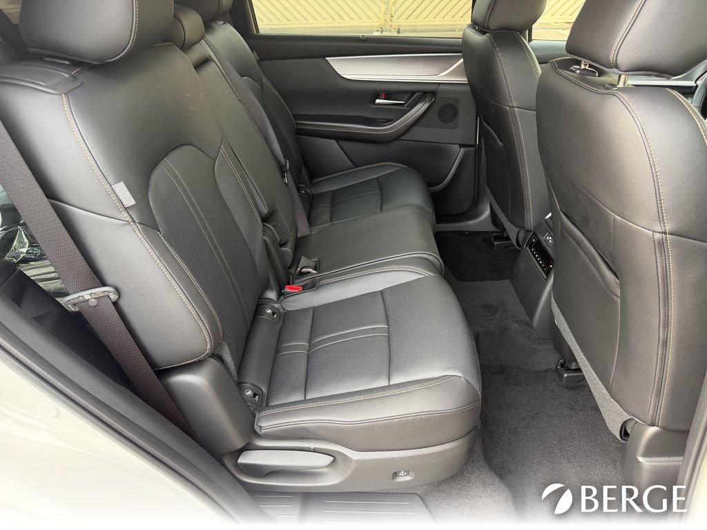 New 2026 MAZDA CX-90 Plug-In Hybrid w/Premium Sport AWD/4WD image 20